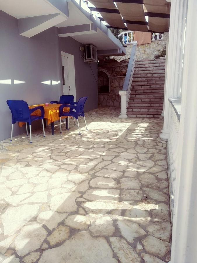 Amantia Apartments Sarande Exterior photo